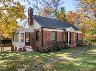 46 Blue Mill Rd, Morristown, NJ 07960