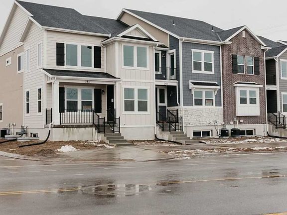 3rd image of 3748 W Canyon Falls Dr
