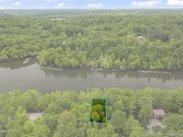 107 E Forest Dr, Leitchfield, KY 42754