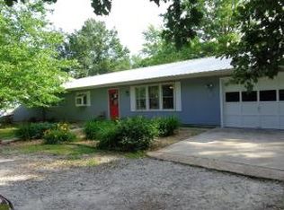 19501 N Route V, Sturgeon, MO 65284