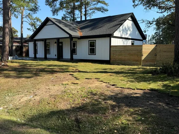 102 Middleton Dr, Goose Creek, SC 29445