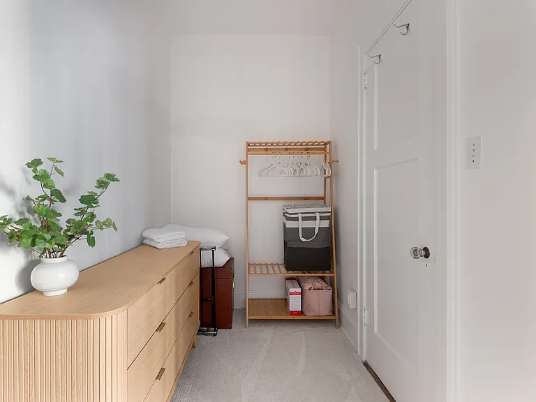 2015 NW Flanders St #408 — Photo 15