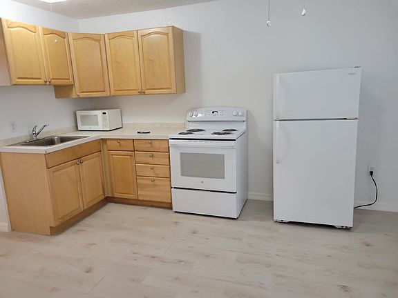 5th image of 138 Cottonwood Dr #1