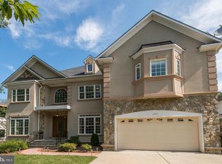 6504 Divine St, Mc Lean, VA 22101