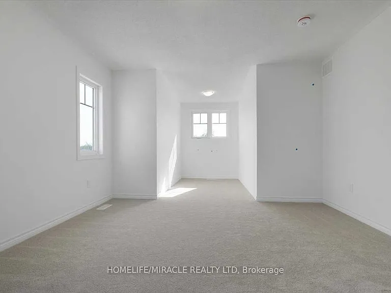 140 Country Club Dr — Photo 29