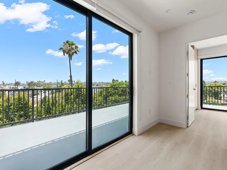 1808 Lincoln Blvd — Photo 18