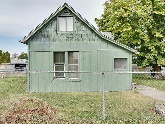 2nd image of 18423 E Boone Ave