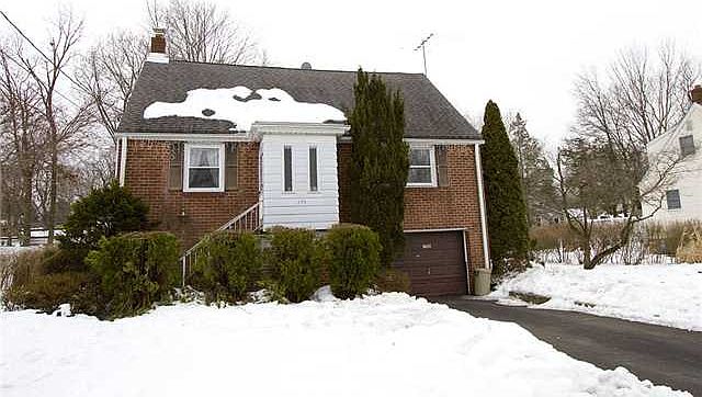 1st image of 106 E Lewis Ave