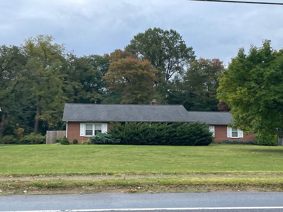 2nd image of 2925 Shipley Rd