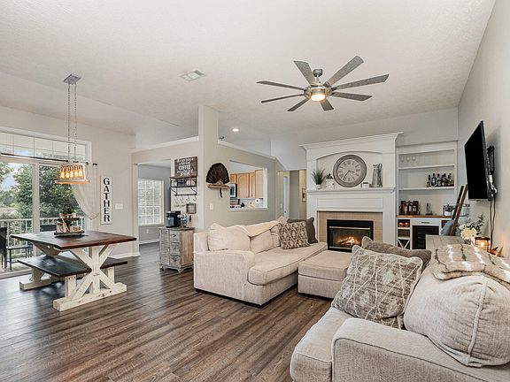 008_1998fairfaxave03-edit_52