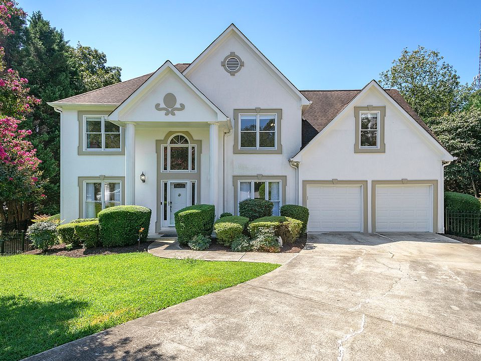 2nd image of 575 Oak Landing Dr