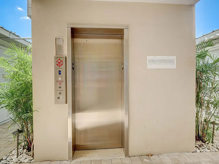 Elevator