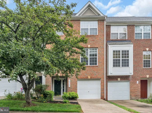20524 Blue Heron Ter, Sterling, VA 20165