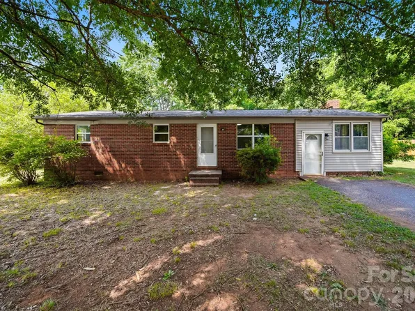 807 Mount Olive Church Rd, Newton, NC 28658
