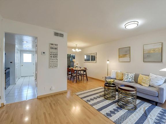 3rd image of 21054 Red Fir Ct
