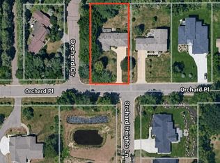 1145 Orchard Pl, Mendota Heights, MN 55118