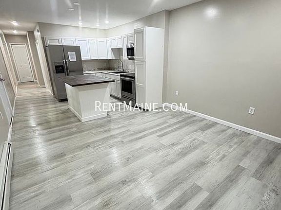 2nd image of 46 Bradbury St APT 1