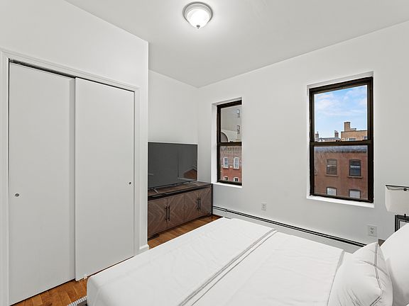 5th image of 879 Dekalb Ave APT 11