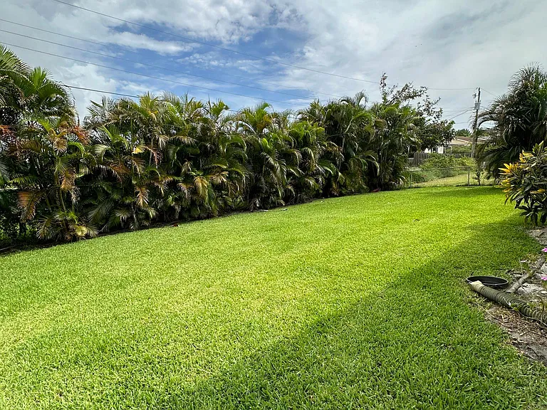 7487 SE Pelican Way — Photo 9