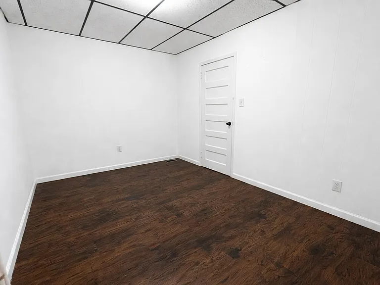 524 Grove Street — Photo 11