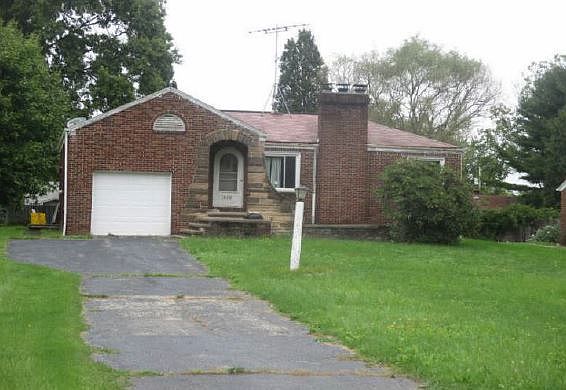 1st image of 430 Colonial Dr