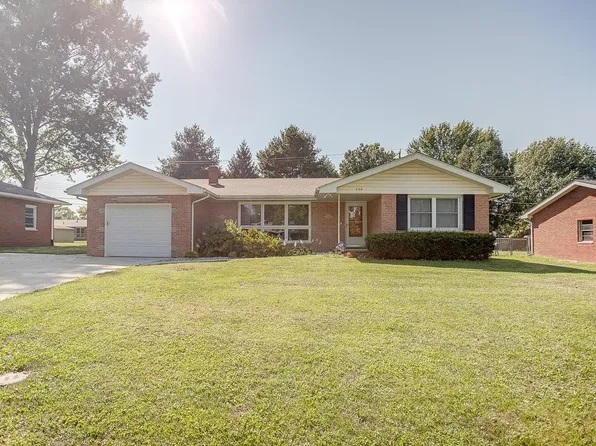 506 Courtesy Ln, Bethalto, IL 62010