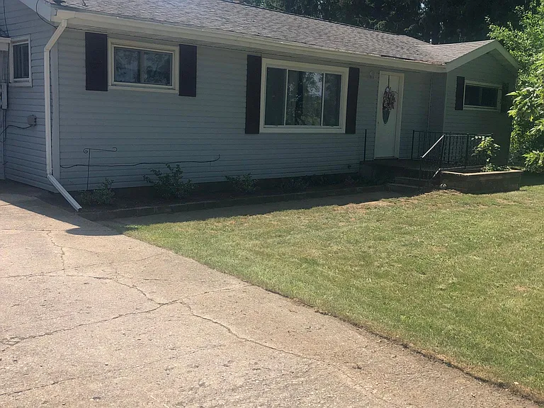6300 E Beal City Rd — Photo 3