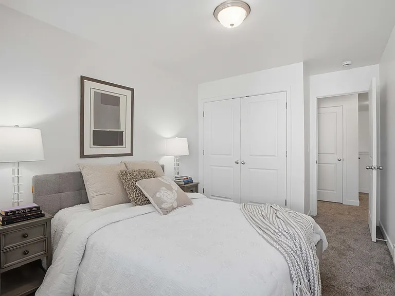 7539 S Casenina Dr — Photo 5