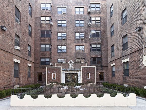 4th image of 230 Park Place #1N