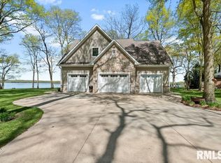 16616 River Rd N, Cordova, IL 61242