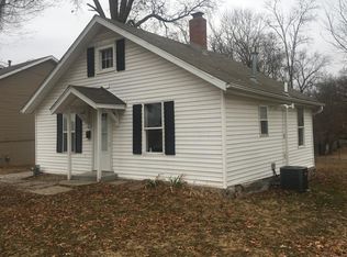 107 E Elm St, Clinton, MO 64735