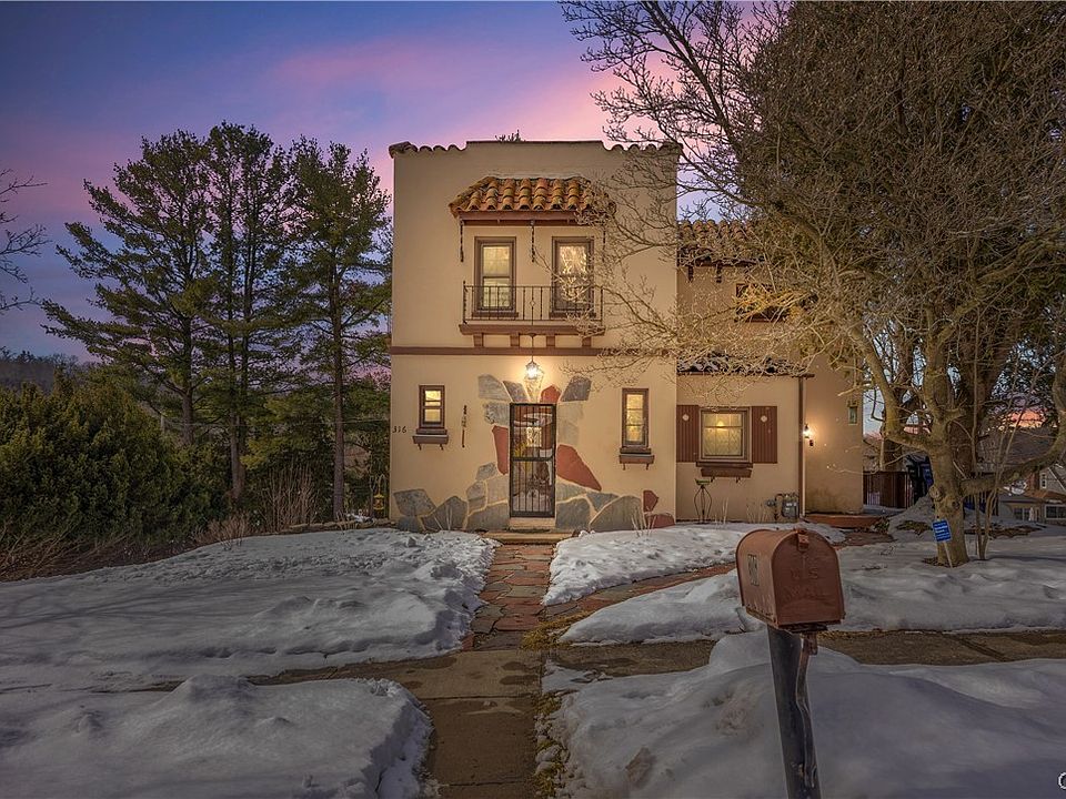 1st image of 316 Barrington Rd