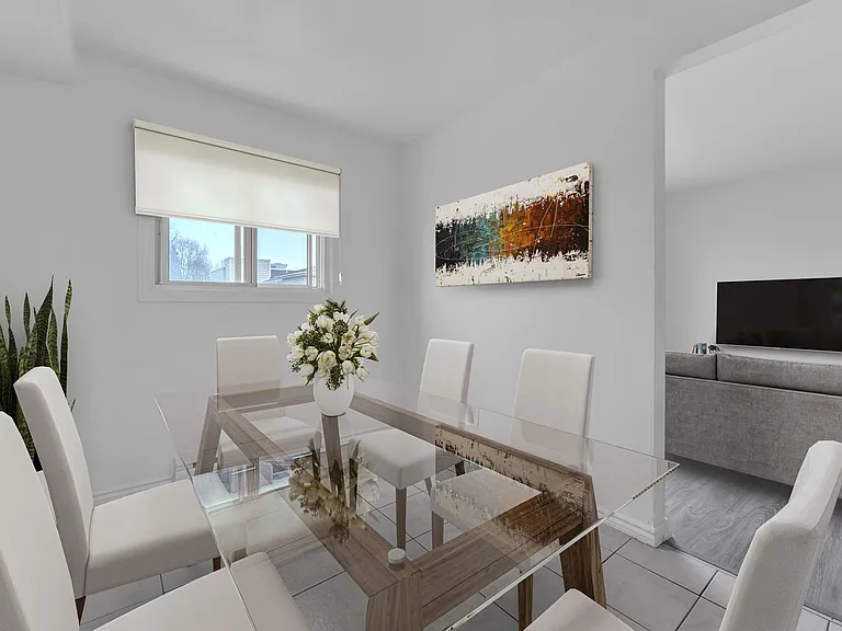 122 Elizabeth St — Photo 3