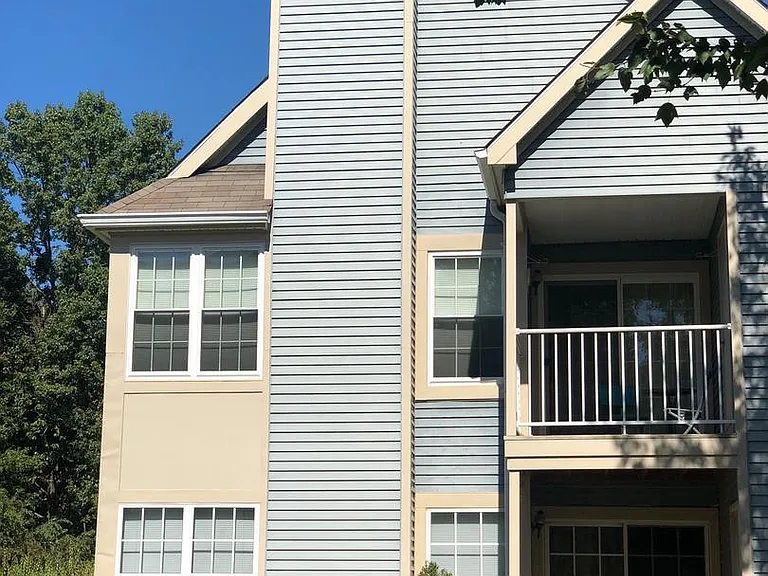 237 Andover Pl — Photo 1