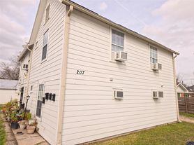 207 Moody St, Houston, TX