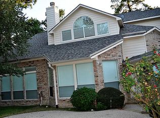 2 Split Rail Pl, Spring, TX 77382