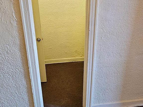 2nd image of 305 W 93rd St APT 4