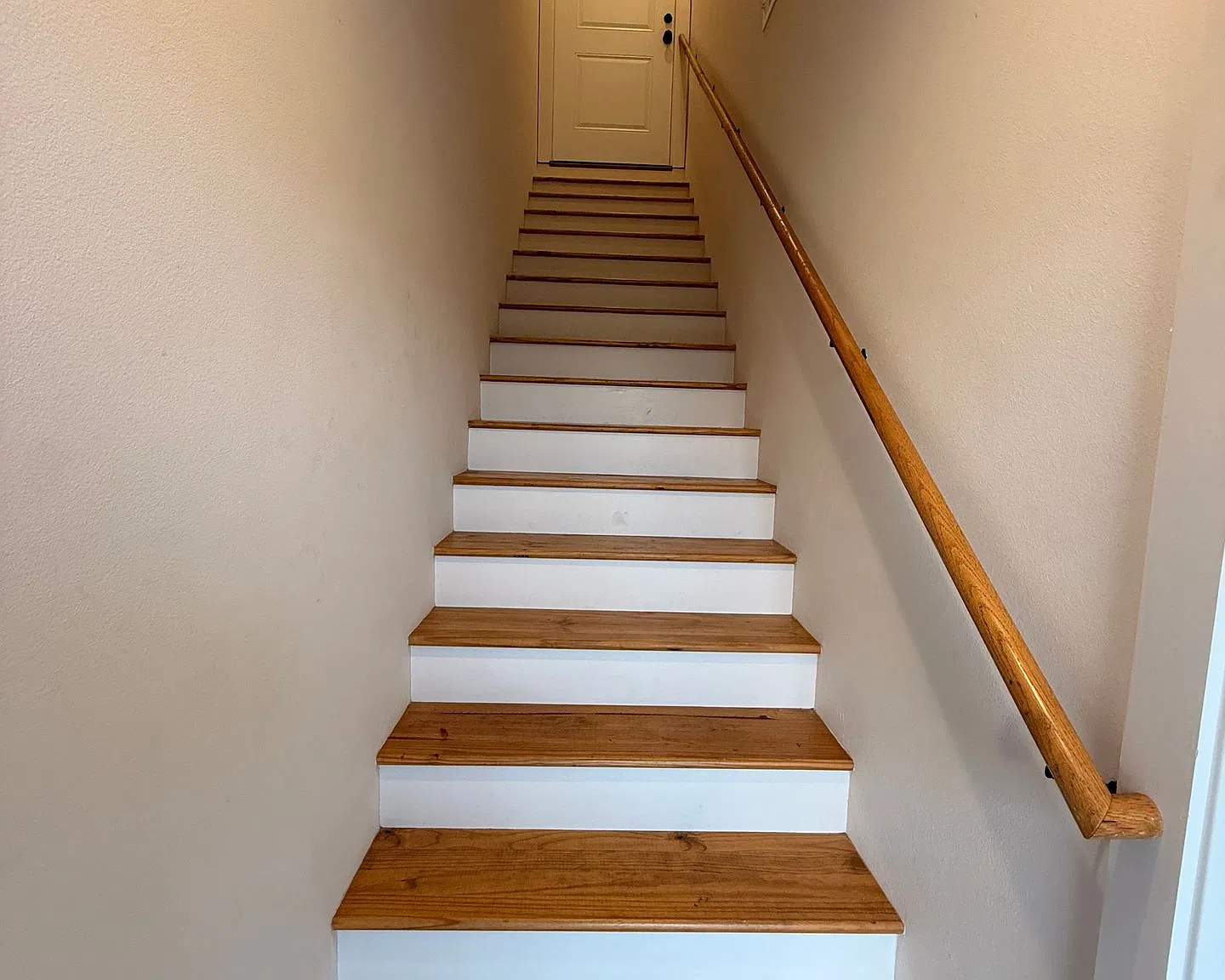 112 Winged Elm Ln Unit A — Photo 2