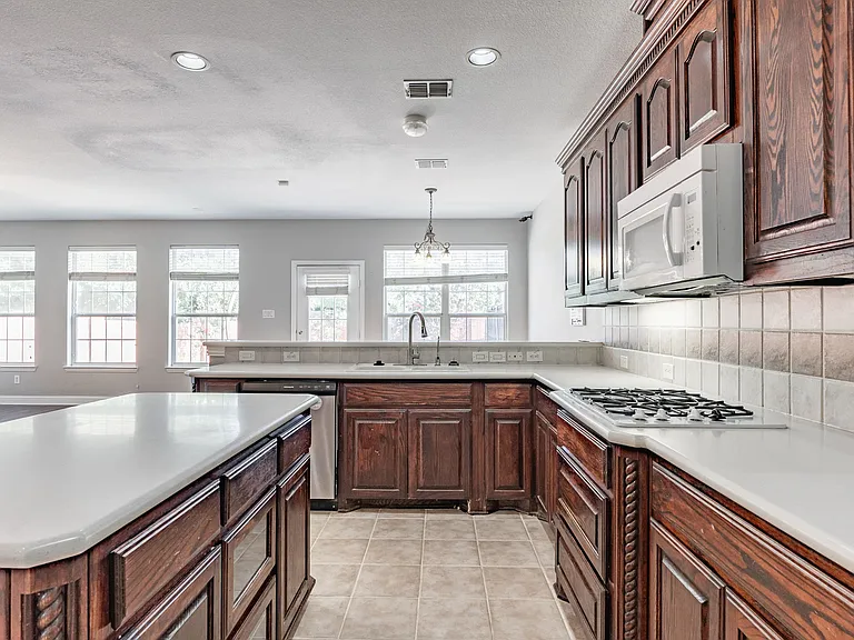 1100 Cedar Valley Dr — Photo 18