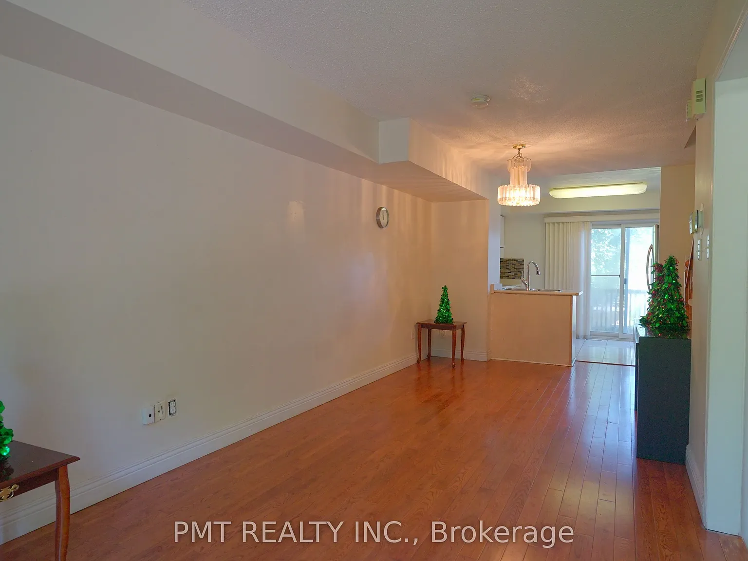 3 bed, $2,500 — Photo 3