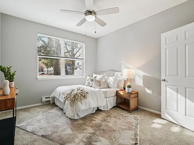 Palladia - Bedroom