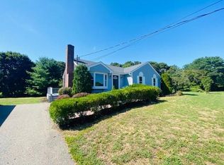 18 Summit St, Halifax, MA 02338