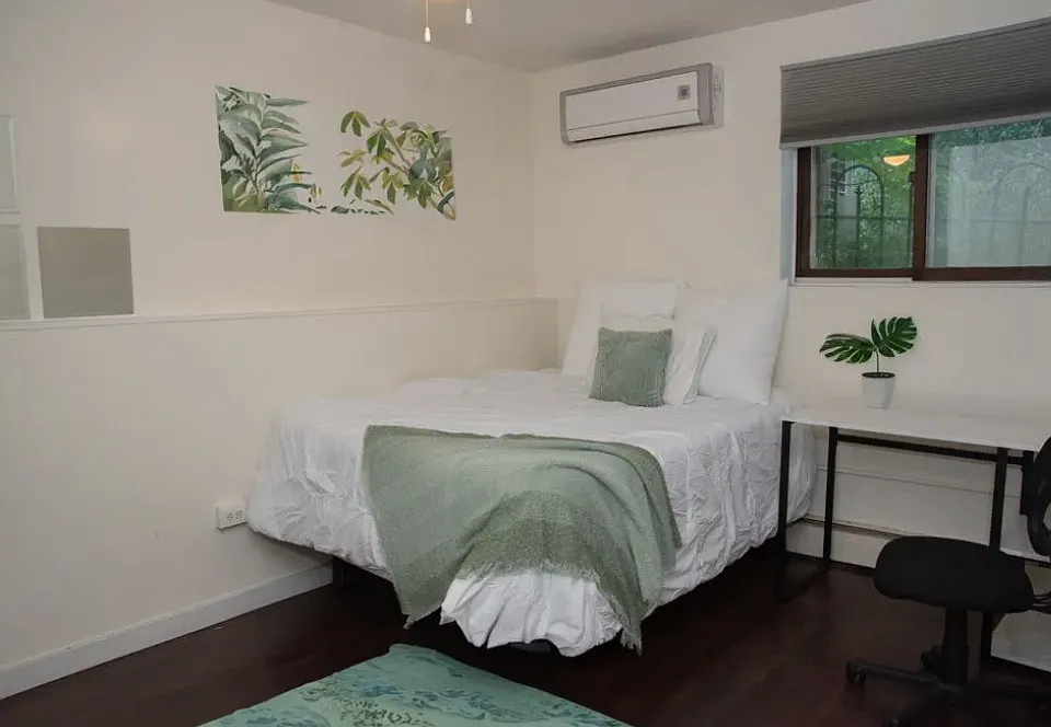 111 Hudson St #1