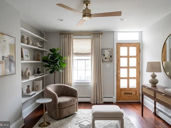106 Davis St, Philadelphia, PA 19127