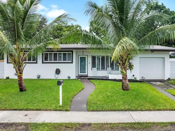 19220 NW 5th Place, Miami Gardens, FL 33169