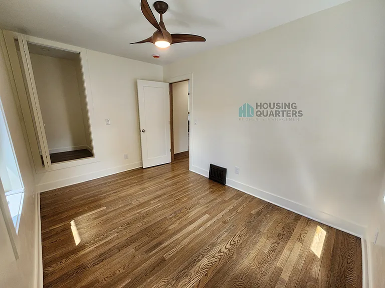 107 W Waverly Pl — Photo 12