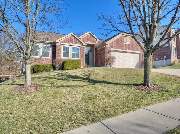 872 Sandstone Rdg, Cold Spring, KY 41076