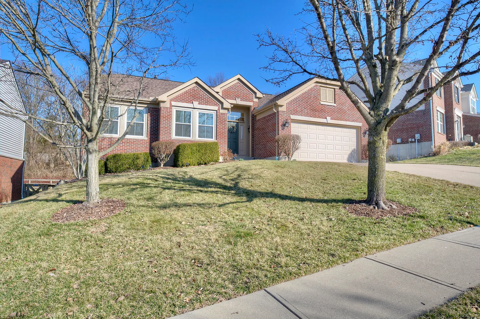 872 Sandstone Rdg photo 1