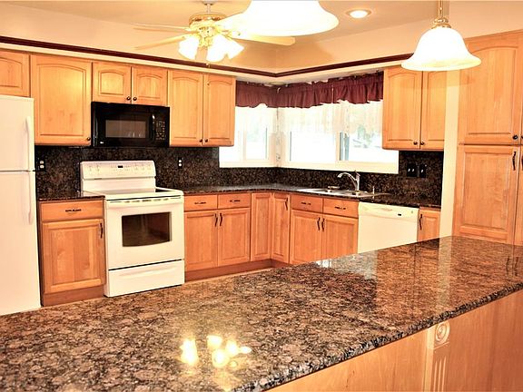 3rd image of 4209 Grainary Ave