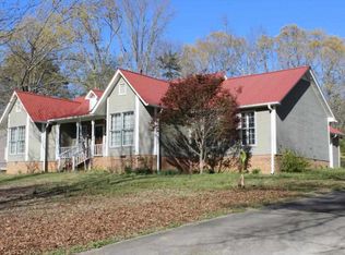 1742 Greenbrier Dr SW, Cullman, AL 35055